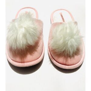 Victoria Secrets slippers Shoes pink Pom Pom slip on home comfort women's S New